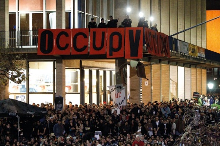 Berkeley Occupy Cal demonstrators