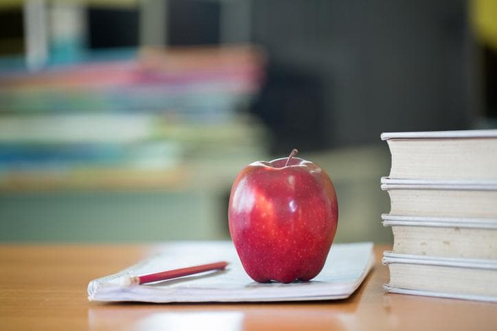 Bring an apple for an exceptional university teacher