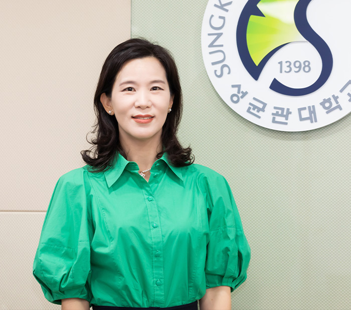 Prof. LEE, HANJUNG