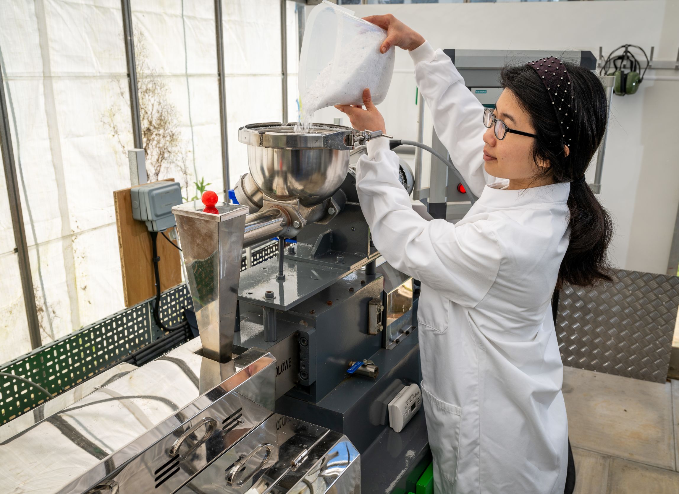 30813-0107-2296x1672