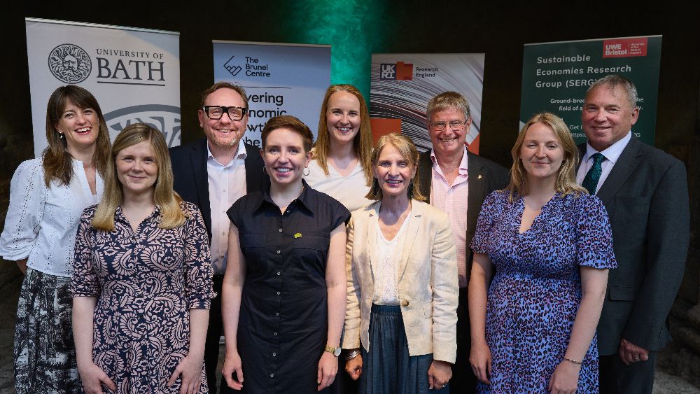 54632879890_f397596c9b_o-1000x563