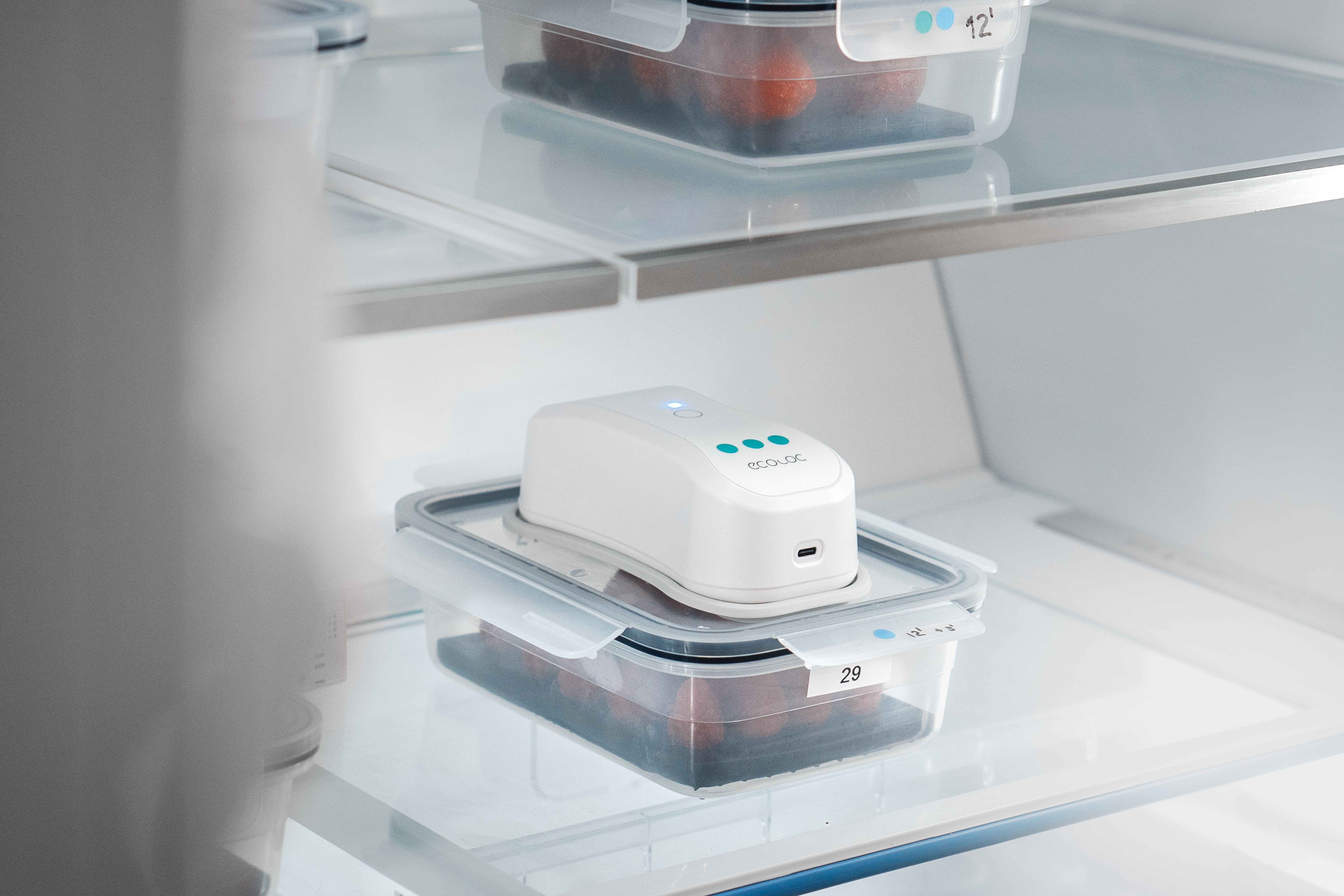 The EcoLoc device and lid fit onto the IKEA series of 365+ food storage containers. Credit: PureFize Technologies. 