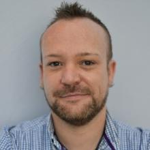 Alex Holmes's avatar