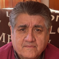 Carlos Olivares's avatar