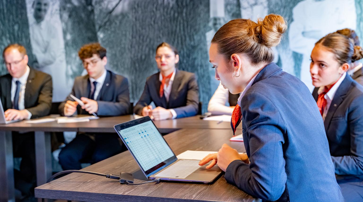 F-Shooting-Brochure-Foodisterie-Le-Royal-brief1