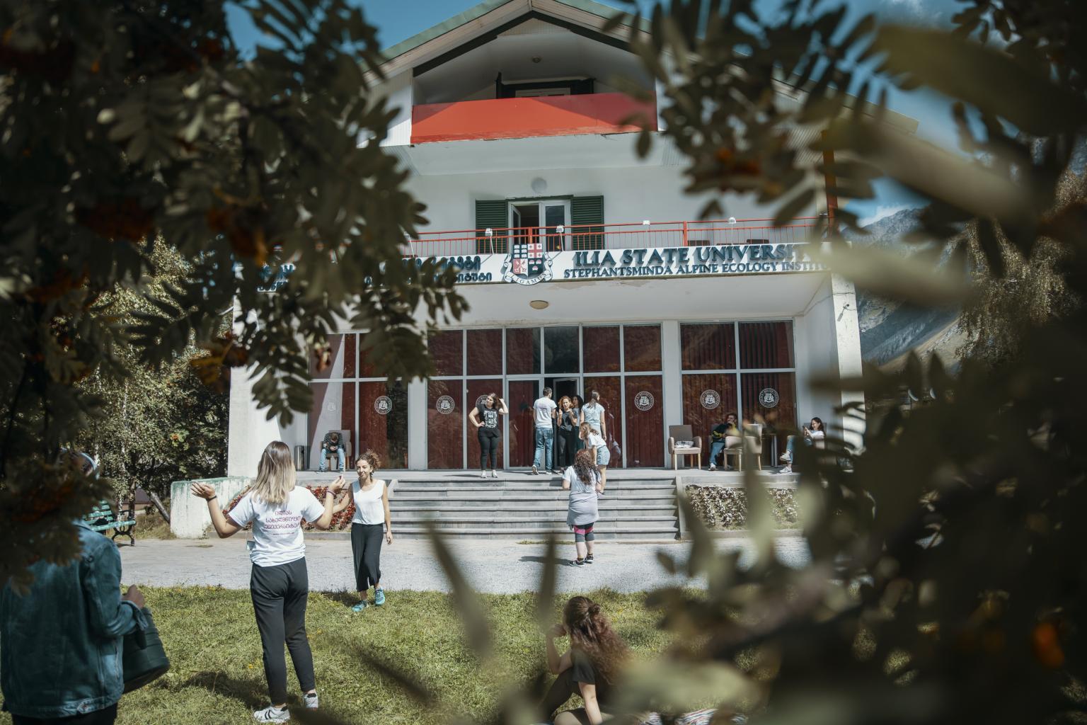 ყაზბეგის ბაზა(1)