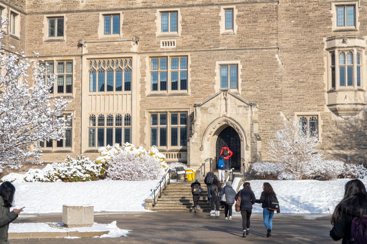 McMaster Campus Winter_9.jpg