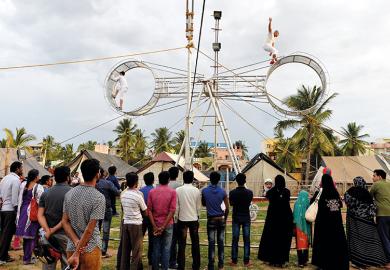 Colombian acrobats