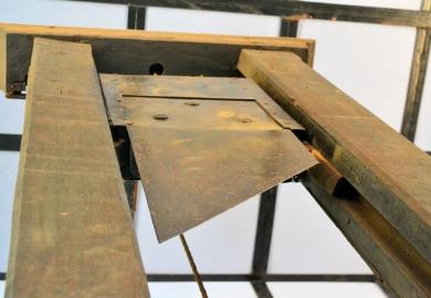 Guillotine