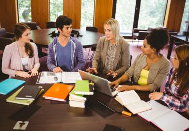 Women in STEM: how to combine science and humanities research
