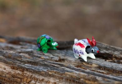 Hare and tortoise bobblehead toys