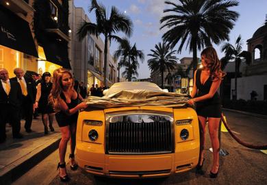 Models unveil the first Bijan designed Limited Edition Rolls-Royce to illustrate Why are social scientists so uninterested in the super-rich?