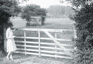 woman-at-gate