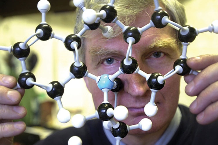 Duncan Dallas, 19402014 Times Higher Education (THE)