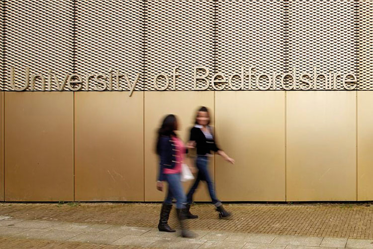 Bedfordshire cleared of giving Saudi students preferential treatment