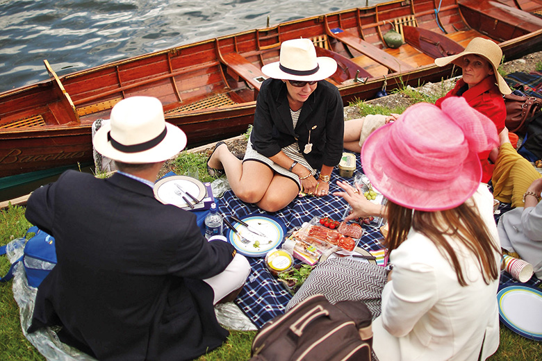 Family picnic at Henley Royal Regatta