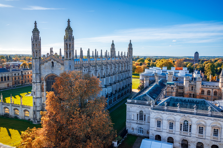 Foundation pulls Oxbridge scholarships for Asian students