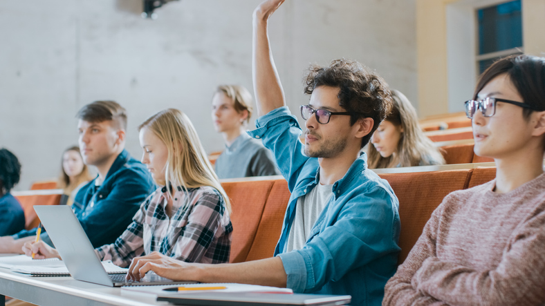 Self-censoring students ‘fear social ostracism and lower marks’