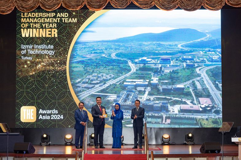 Her Majesty Raja Zarith Sofiah, Queen of Malaysia Her Majesty Raja Zarith Sofiah, Queen of Malaysia