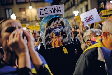 at a recent demonstration in Barcelona, Catalonians protested the detention of Catalan officials in Madrid