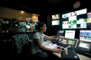 broadcast-journalist