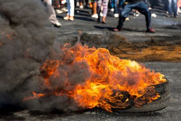 Burning tyre Burning tyre