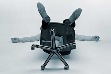 chair-worker-floored