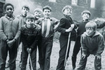 Children playing in the street, Sheffield, 1966