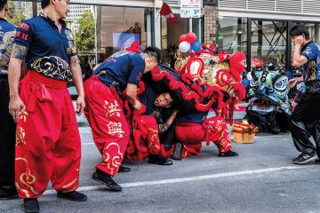 chinese-dragon-man chinese-dragon-man