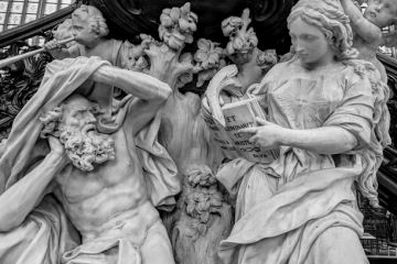 A classical statue A classical statue, symbolising the humanities