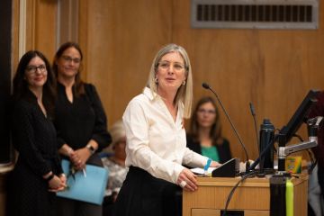 Melanie Woodin Melanie Woodin