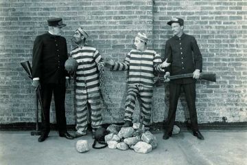 convicts-in-prison