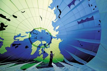 globe-balloon