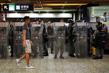 Hong Kong riot police Hong Kong riot police