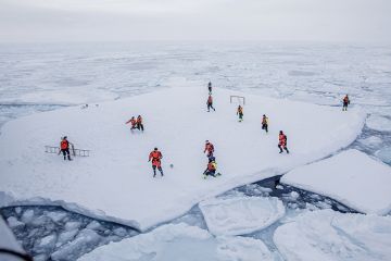 Football game on ice