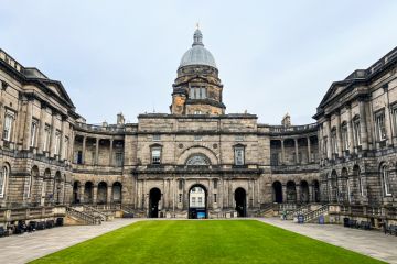 Old Colllege at Edinburgh University Old Colllege at Edinburgh University