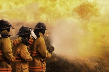 Firefighters in Katoomba, Australia