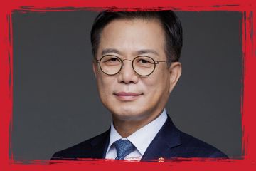 SKKU president Ji-Beom Yoo