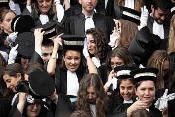 French divided over Hippocratic-style oath for PhD graduates Law graduates