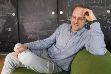 Bernhard Schölkopf Bernhard Schölkopf