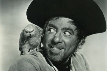 Pirate with parrot on shoulder