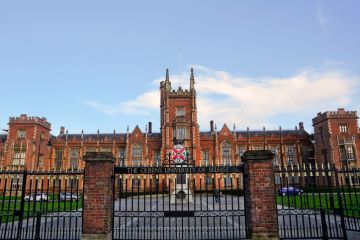 Queen's University Belfast Queen's University Belfast