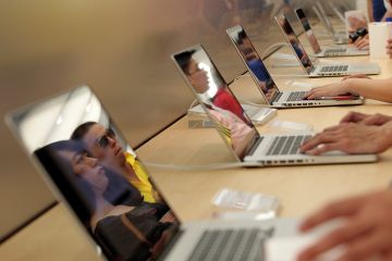 Reflections in laptop screens