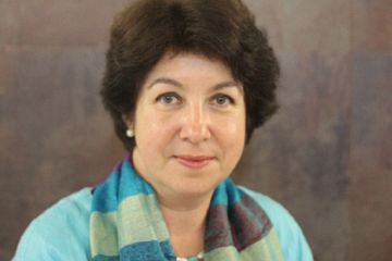 Rosie Bateson, Asian University for Women (AUW) Rosie Bateson, Asian University for Women (AUW)