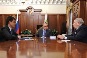 russia roundtable putin russia roundtable putin