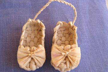 Joined sandals Joined sandals, symboling merger