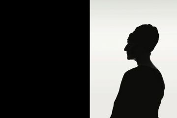 Silhouette of woman looking to the left Silhouette of woman looking to the left