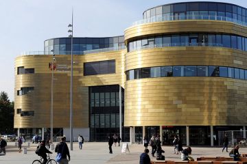 Teesside University campus building Teesside University campus building