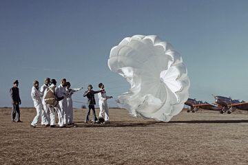 Testing a parachute
