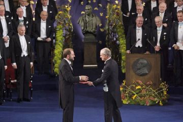 Andrew Fire receives Nobel Prize in Physiology or Medicine, 2006 Andrew Fire receives Nobel Prize in Physiology or Medicine, 2006